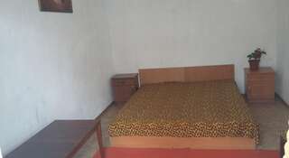 Гостиница Guest House V gostyah u Ally Судак Двухместный номер с 1 кроватью или 2 отдельными кроватями и видом на море-12